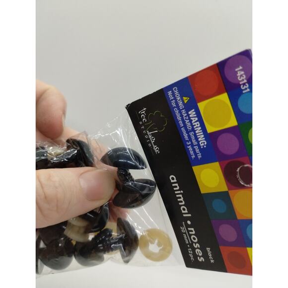 Tree House Studio Animal Noses 12pc 20mm - Picture 2 of 4